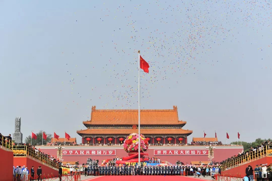 江西金业建设工程有限公司热烈庆祝新中国成立70周年(图4)