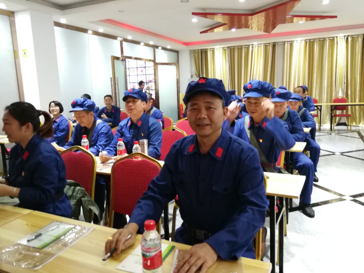 “不忘初心，牢记使命”(图2)